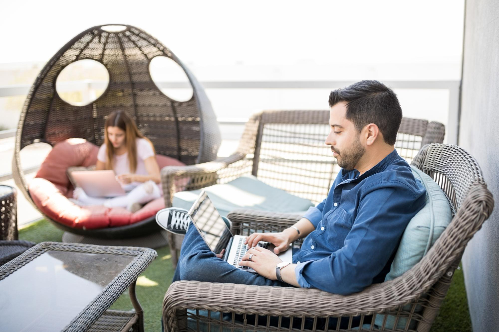 A Fair Dinkum Guide to Creating Comfortable Outdoor Living Spaces in Perth